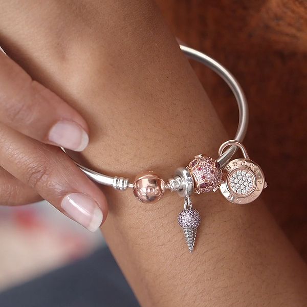 How to Deal With My Oversized Pandora Bracelet? | Editorialge