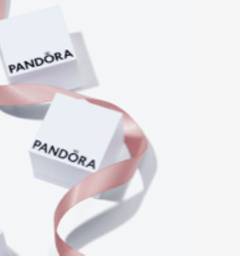 Pandora パンドラ 公式オンラインストア ジュエリー アクセサリー