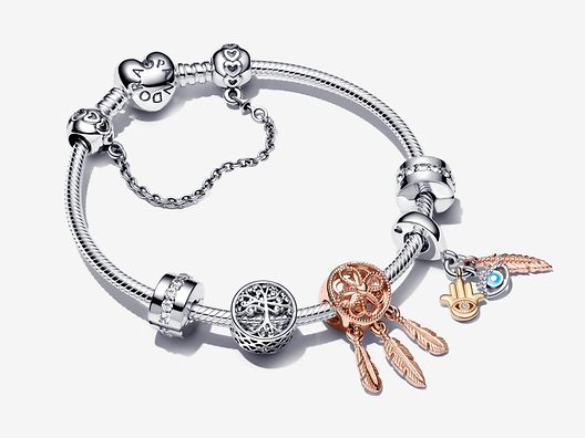 Armband aus Sterling-Silber mit Charms aus Silber und Rosé-Gold und einer silbernen Komfortkette