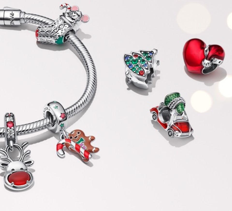 sikkerhed ægtefælle Lil Christmas Jewelry | Christmas Charms | Pandora US