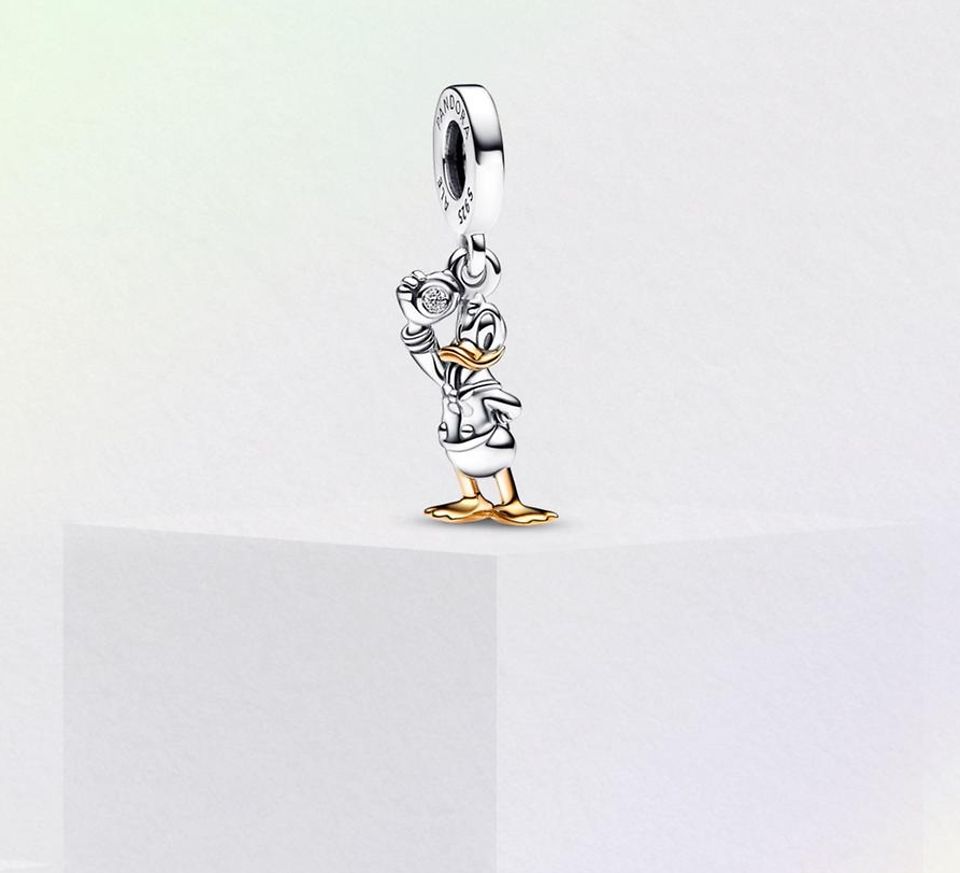 barrera orificio de soplado Larva del moscardón Colección de edición limitada Disney 100 | Pandora